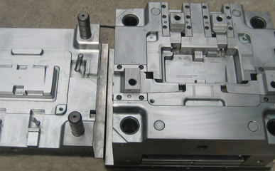 塑膠模具設(shè)計(jì)中的關(guān)鍵問(wèn)題與解決思路